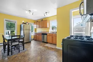 347 Centre St, Quincy, MA 02169 - Photo 25