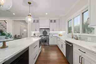 80 Horrigan Dr, Dedham, MA 02026 - Photo 5