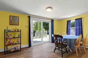 421 Huttleston Ave, Fairhaven, MA 02719 - Photo 5