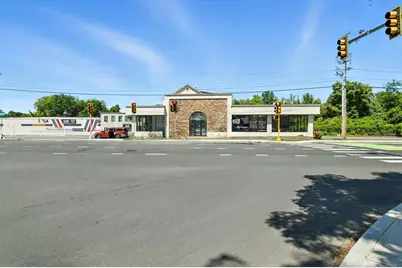 48 Damon Rd, Northampton, MA 01060 - Photo 5