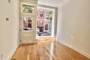 18 Grove St, Boston, MA 02114 - Photo 3