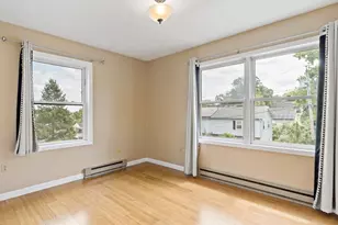 45 Fourth St, Worcester, MA 01602 - Photo 9