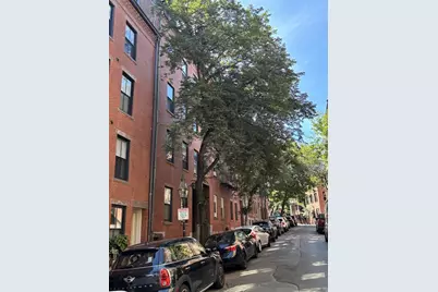 59 W Cedar Street #6, Boston, MA 02114 - Photo 1