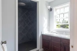 126 Dyer St, Gardner, MA 01440 - Photo 15