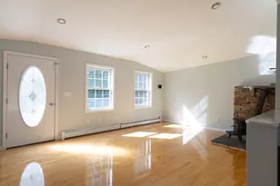 126 Dyer St, Gardner, MA 01440 - Photo 3
