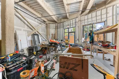 267 Old Colony Avenue #C3, Boston, MA 02127 - Photo 5