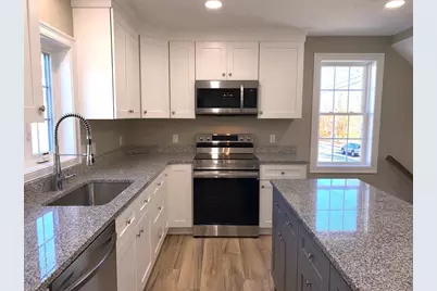 152 W Main St #A, Millbury, MA 01527 - Photo 15