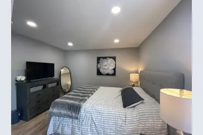 152 W Main St #A, Millbury, MA 01527 - Photo 21