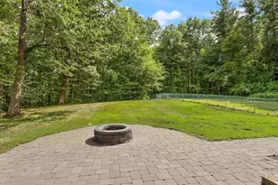 10 Lakin St, Pepperell, MA 01463 - Photo 27