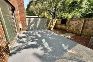 1 Eaton Ct, Amherst, MA 01002 - Photo 11