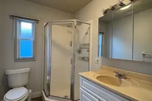 86 Brookings St, Medford, MA 02155 - Photo 5