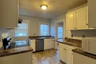 86 Brookings St, Medford, MA 02155 - Photo 3