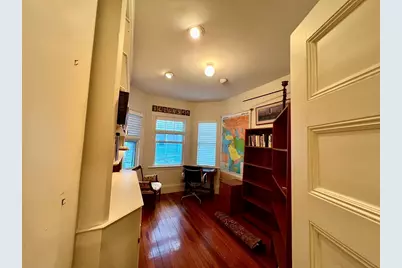684 Washington St, Brookline, MA 02446 - Photo 21