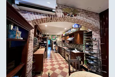 684 Washington St, Brookline, MA 02446 - Photo 5