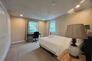 195 195 Grove St, Cambridge, MA 02138 - Photo 11