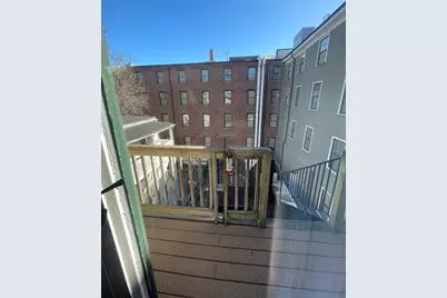 46 2nd St, Cambridge, MA 02141 - Photo 11