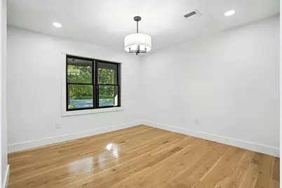 68 Pearl St, Upton, MA 01568 - Photo 11