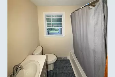 2040 Central St, Stoughton, MA 02072 - Photo 15