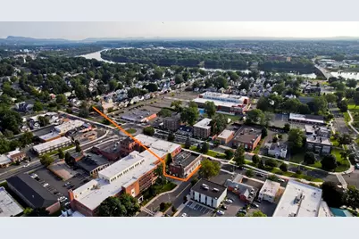 10 Central St, West Springfield, MA 01089 - Photo 19