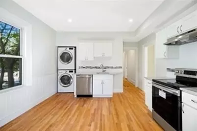 348 Centre St. #3, Boston, MA 02130 - Photo 13