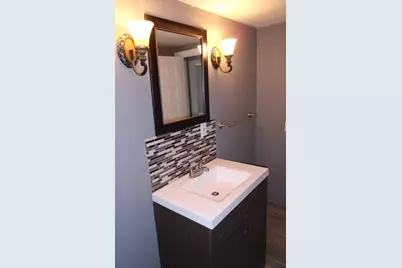 243 Robeson St #3, Fall River, MA 02720 - Photo 11