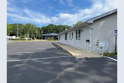 635 Prospect St, Chicopee, MA 01020 - Photo 3