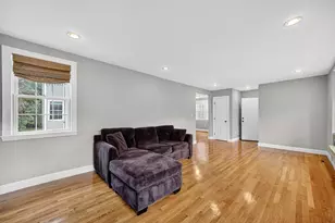 28 Webster St, Medford, MA 02155 - Photo 7