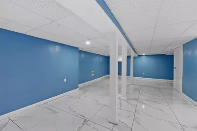 127-129 Lowell St, Methuen, MA 01844 - Photo 7