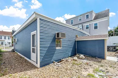 127-129 Lowell St, Methuen, MA 01844 - Photo 15