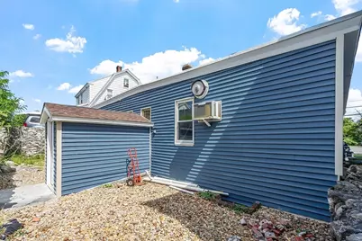 127-129 Lowell St, Methuen, MA 01844 - Photo 11