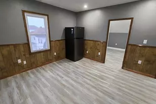 34 Canoniciuos St, Fall River, MA 02723 - Photo 3