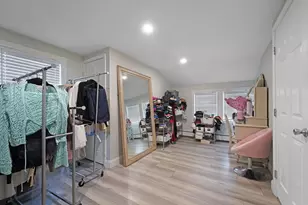 166 Charles St, New Bedford, MA 02744 - Photo 19