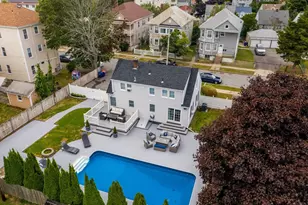 166 Charles St, New Bedford, MA 02744 - Photo 33