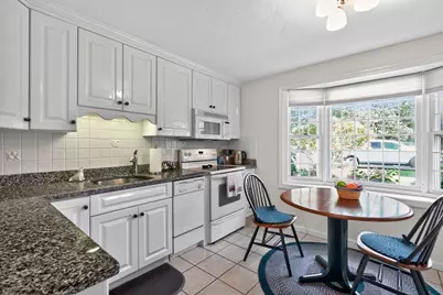 287 Ocean Street #C-2, Barnstable, MA 02601 - Photo 9