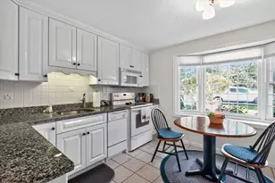 287 Ocean St, Barnstable, MA 02601 - Photo 9