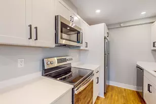 132 Sherman St, Cambridge, MA 02140 - Photo 3
