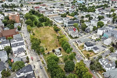 121 N Common, Lynn, MA 01902 - Photo 25