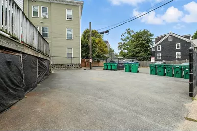121 N Common, Lynn, MA 01902 - Photo 13