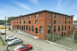 55 Sterling St, Clinton, MA 01510 - Photo 3