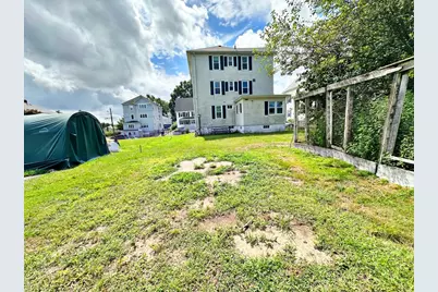 528 Lawton St #2, Fall River, MA 02721 - Photo 19