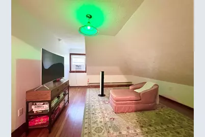 22 Greenough St #3, Brookline, MA 02445 - Photo 5