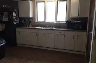 143 St James Cir, Springfield, MA 01104 - Photo 11