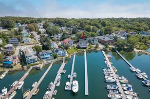 263 E Main St, Gloucester, MA 01930 - Photo 3