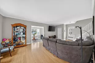 230 Green St, Fairhaven, MA 02719 - Photo 11