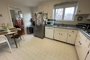 178 Beethoven Ave, Newton, MA 02468 - Photo 3