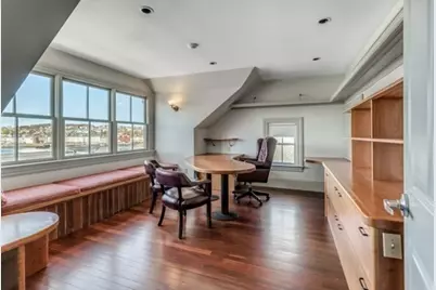 108 E Main St, Gloucester, MA 01930 - Photo 5