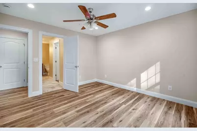 4 Sabrina Way #D, Agawam, MA 01001 - Photo 33