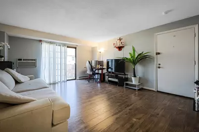 9 Royal Crest Dr #12, Randolph, MA 02368 - Photo 5