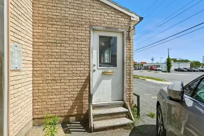 717 East St, Pittsfield, MA 01201 - Photo 15