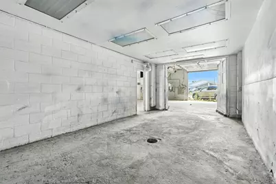 717 East St, Pittsfield, MA 01201 - Photo 11